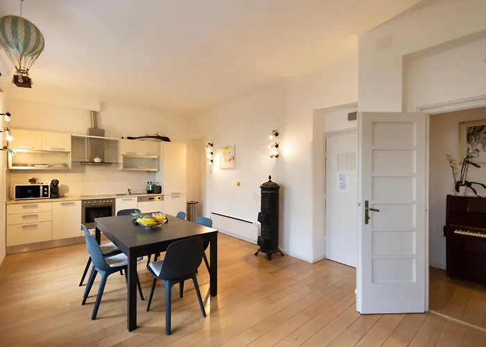 Appartamento Comfy With A Dreamy Terrace Near The Old *