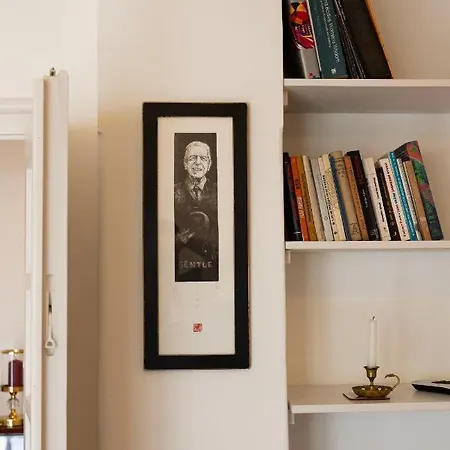 Comfy With A Dreamy Terrace Near The Old Apartament *