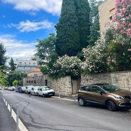 Comfy With A Dreamy Terrace Near The Old *