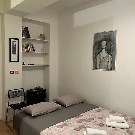 Comfy With A Dreamy Terrace Near The Old Apartament *