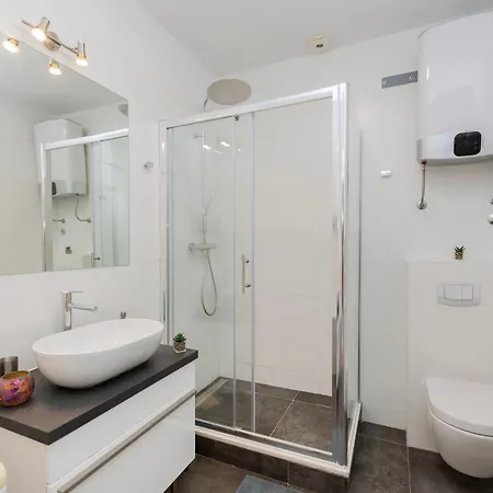 Comfy With A Dreamy Terrace Near The Old *