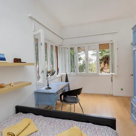 Comfy With A Dreamy Terrace Near The Old Apartman Split